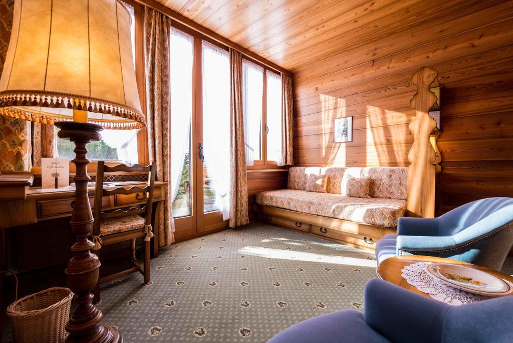 Swiss Chalet-Style Hotel Walliser Spycher Riederalp Exterior photo
